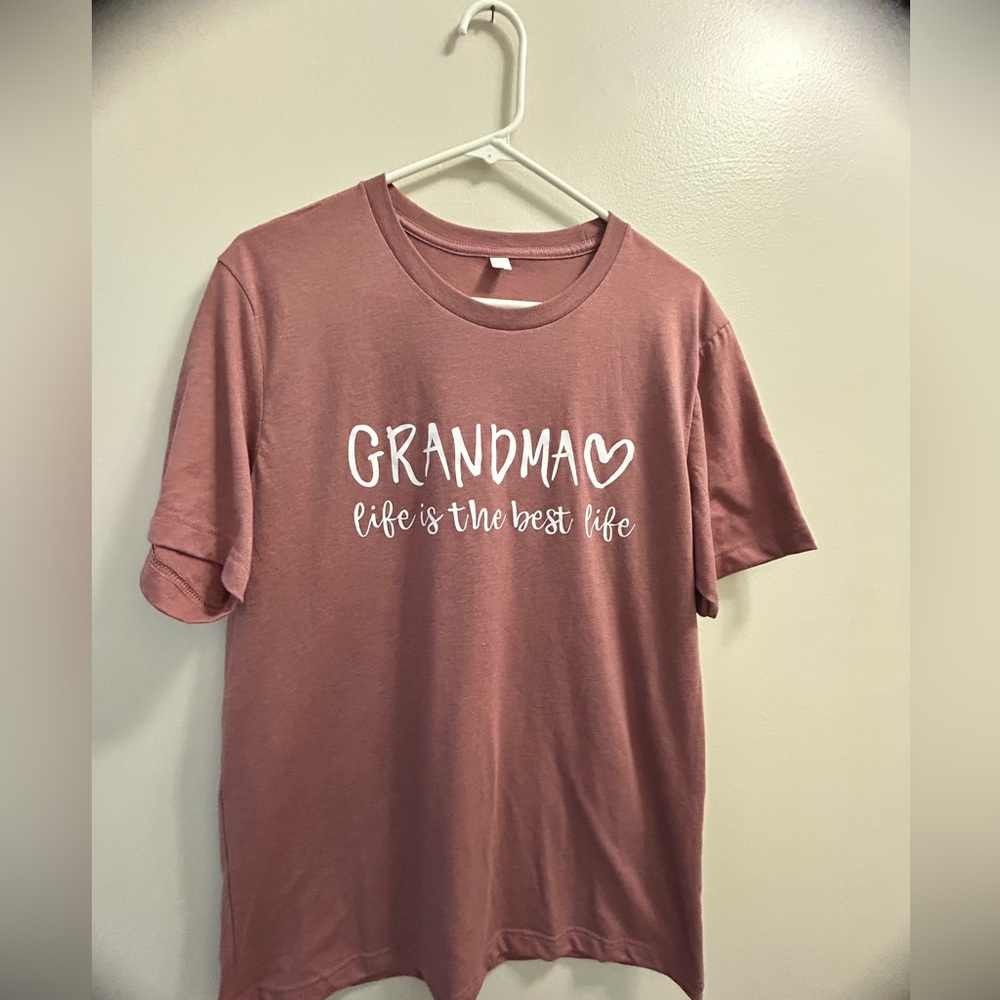 Rose Color Grandma Graphic T-Shirt